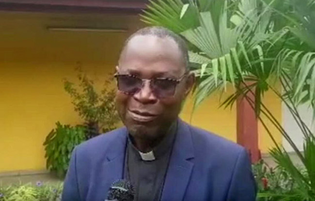 bisschop Libre Pwongo Bope
