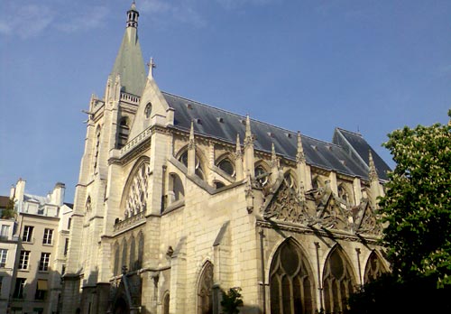 de laatgotische kerk St.-Sverin in de rue St.-Jacques