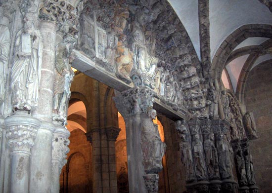 het schitterende hoofdportaal van de kathedraal van Compostela
