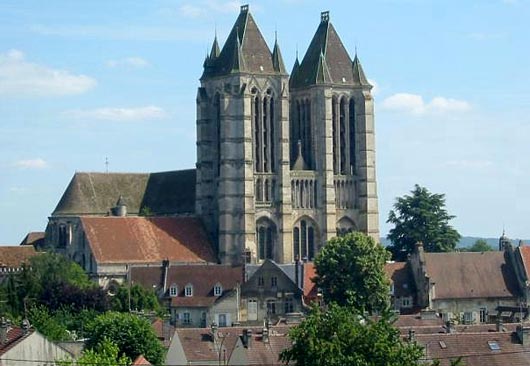 de kathedraal Notre-Dame van Noyon