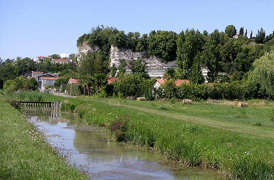 de Falaises de Mortagne in Mortagne-sur-Gironde