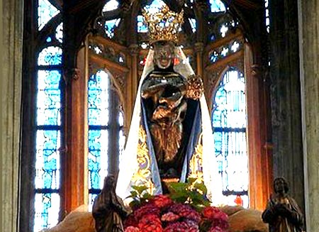 Het wonderbeeld van O.L.Vrouw in de kerk van Halle