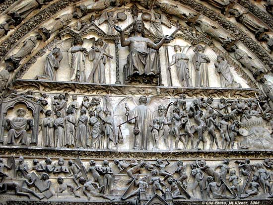 Het Laatste Oordeel. Begin 13de eeuw. Bourges, kathedraal, timpaan, westportaal
