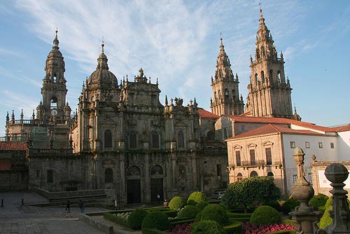 Plaza de la Azabacheria aan de noordgevel van de kathedraal van Compostela