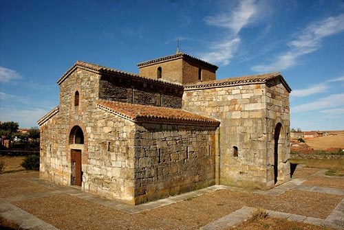 Visigotisch kerkje San Pedro le la Nave. Eind 7de eeuw. Campillo (Prov. Zamora, Spanje)