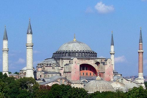 De voormalige christelijke basiliek Hagia Sophia in Canstantinopel