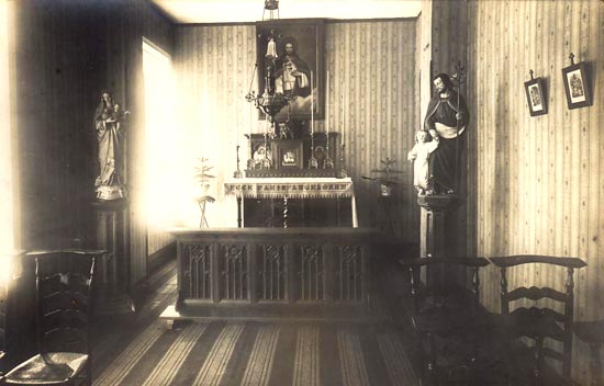 interieur van de kloosterkapel (1897)