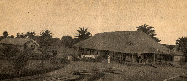 Bokakata, de eerste missiepost in het Evenaarsdistrict, in 1907