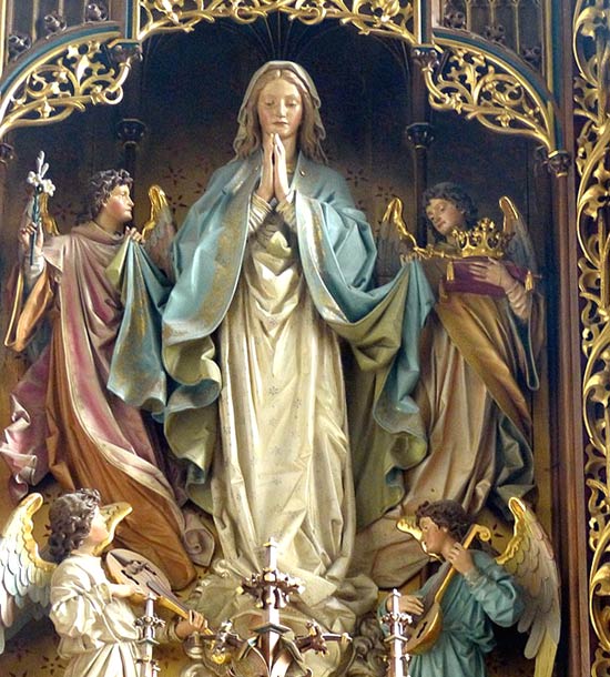 Tenhemelopneming van Maria. Fragment van een retabel. Hirschbach (Oostenrijk), hoofdaltaar van de parochiekerk.