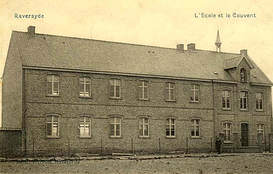 de school en het klooster in Raversijde in 1911
