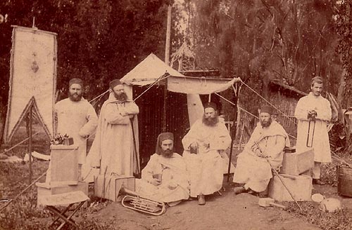 pater Amaat Vyncke, 2de van links, 1883